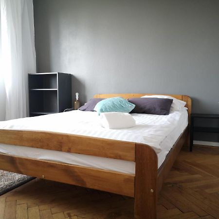 Apartamento Hard Center Varsovia Exterior foto